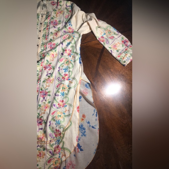 Anthroplologie Aratta Silent Long Embroidered button down Tunic - Picture 5 of 5